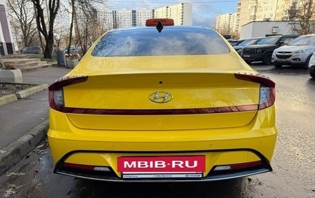 Hyundai Sonata VIII, 2022 год, 2 550 000 рублей, 3 фотография