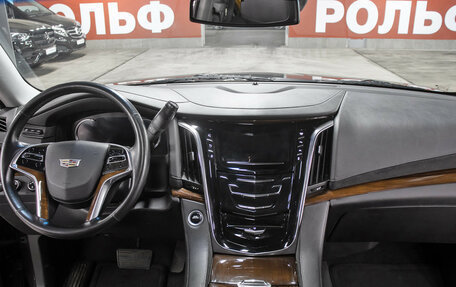 Cadillac Escalade IV, 2016 год, 4 350 000 рублей, 15 фотография