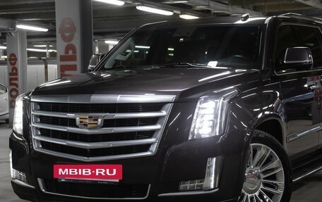 Cadillac Escalade IV, 2016 год, 4 350 000 рублей, 24 фотография