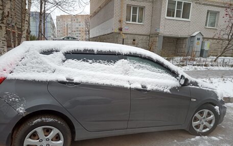 Hyundai Solaris II рестайлинг, 2013 год, 520 000 рублей, 1 фотография