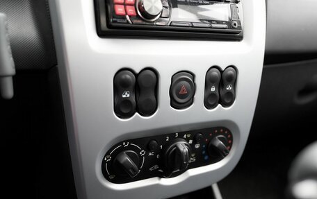 Renault Sandero I, 2012 год, 759 000 рублей, 12 фотография