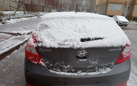 Hyundai Solaris II рестайлинг, 2013 год, 520 000 рублей, 2 фотография