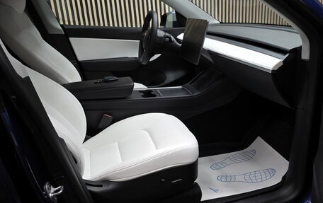 Tesla Model Y I, 2021 год, 4 200 000 рублей, 12 фотография