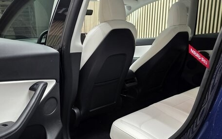 Tesla Model Y I, 2021 год, 4 200 000 рублей, 8 фотография