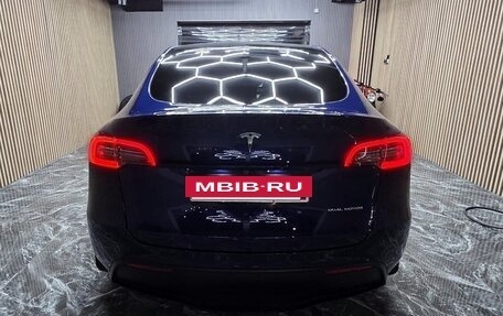 Tesla Model Y I, 2021 год, 4 200 000 рублей, 5 фотография