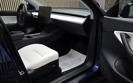 Tesla Model Y I, 2021 год, 4 200 000 рублей, 13 фотография