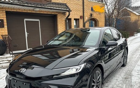 Toyota Camry, 2025 год, 4 430 000 рублей, 2 фотография