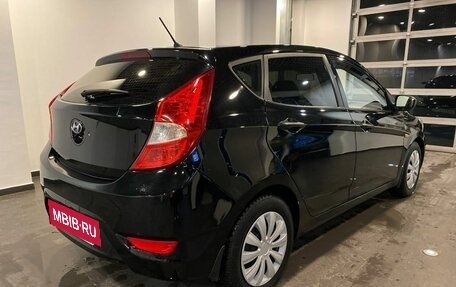 Hyundai Solaris II рестайлинг, 2012 год, 550 000 рублей, 3 фотография