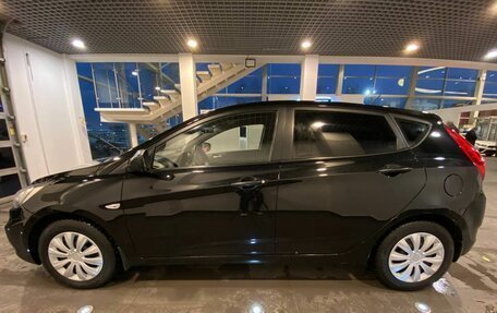 Hyundai Solaris II рестайлинг, 2012 год, 550 000 рублей, 6 фотография