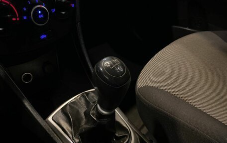 Hyundai Solaris II рестайлинг, 2012 год, 550 000 рублей, 31 фотография