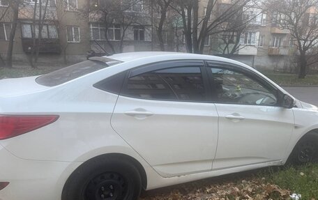 Hyundai Solaris II рестайлинг, 2016 год, 800 000 рублей, 6 фотография