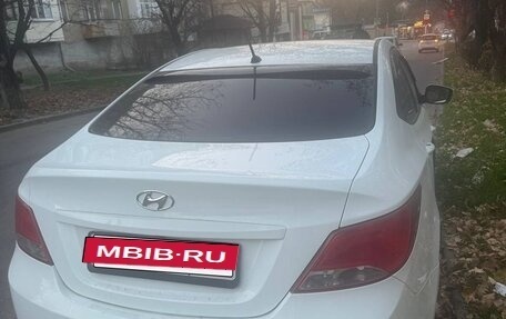 Hyundai Solaris II рестайлинг, 2016 год, 800 000 рублей, 5 фотография