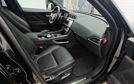 Jaguar F-Pace, 2018 год, 3 650 000 рублей, 8 фотография