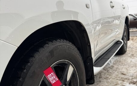 Toyota Land Cruiser 200, 2010 год, 2 900 000 рублей, 3 фотография