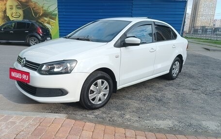 Volkswagen Polo VI (EU Market), 2014 год, 870 000 рублей, 2 фотография