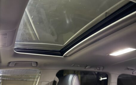 Toyota Land Cruiser 200, 2011 год, 3 590 000 рублей, 13 фотография