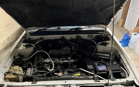 Toyota Camry, 1985 год, 100 000 рублей, 7 фотография