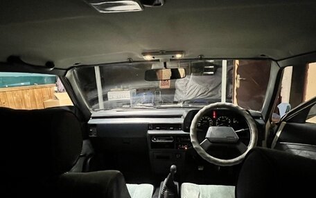 Toyota Camry, 1985 год, 100 000 рублей, 8 фотография