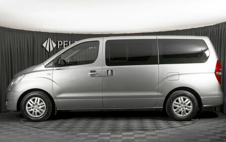 Hyundai H-1 II рестайлинг, 2016 год, 2 300 150 рублей, 7 фотография