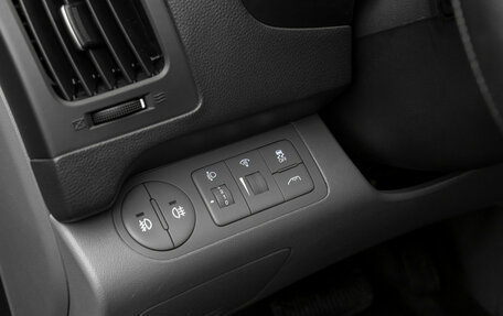 Hyundai H-1 II рестайлинг, 2016 год, 2 300 150 рублей, 19 фотография