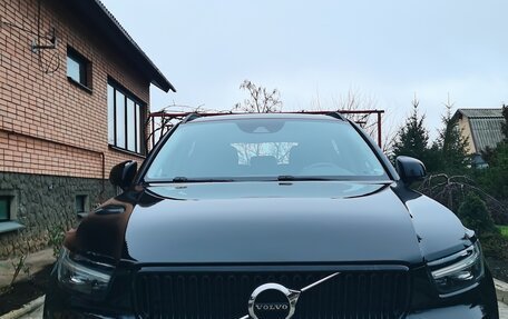 Volvo XC40 I, 2019 год, 2 888 000 рублей, 2 фотография