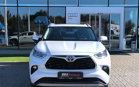 Toyota Highlander, 2025 год, 6 180 000 рублей, 2 фотография