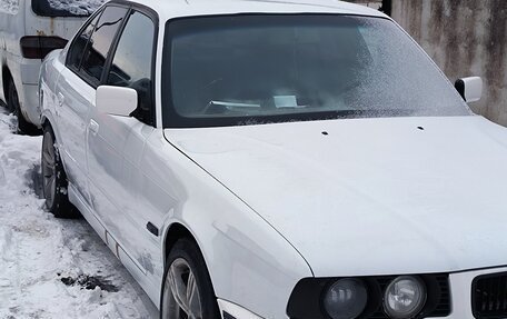 BMW 5 серия, 1990 год, 450 000 рублей, 2 фотография