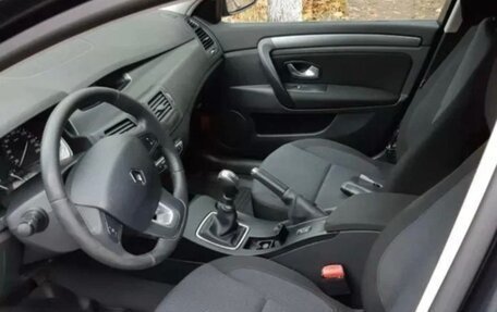 Renault Laguna III рестайлинг, 2008 год, 595 000 рублей, 14 фотография