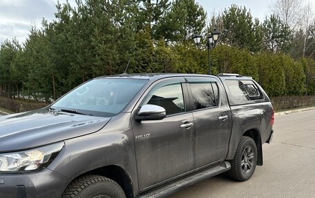 Toyota Hilux VIII, 2020 год, 5 100 000 рублей, 2 фотография