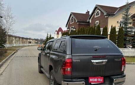 Toyota Hilux VIII, 2020 год, 5 100 000 рублей, 3 фотография
