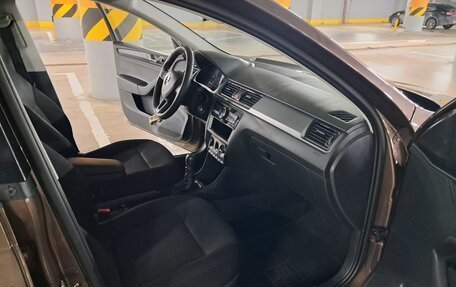 Skoda Rapid I, 2018 год, 1 000 000 рублей, 3 фотография