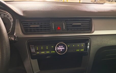 Skoda Rapid I, 2018 год, 1 000 000 рублей, 8 фотография