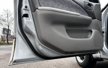 Nissan Sunny B15, 2000 год, 300 000 рублей, 16 фотография