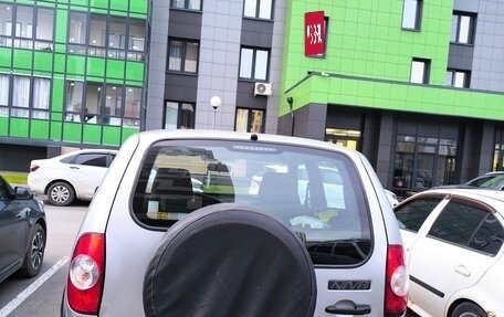 Chevrolet Niva I рестайлинг, 2018 год, 650 000 рублей, 6 фотография