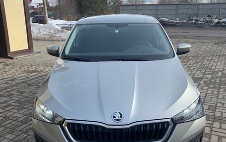 Skoda Rapid II, 2021 год, 1 350 000 рублей, 2 фотография