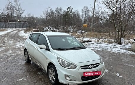 Hyundai Solaris II рестайлинг, 2012 год, 745 000 рублей, 2 фотография