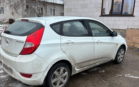 Hyundai Solaris II рестайлинг, 2012 год, 745 000 рублей, 7 фотография