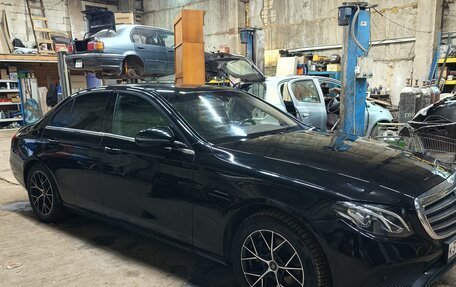 Mercedes-Benz E-Класс, 2018 год, 2 140 000 рублей, 2 фотография