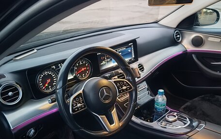 Mercedes-Benz E-Класс, 2018 год, 2 140 000 рублей, 10 фотография