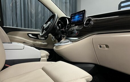 Mercedes-Benz EQV, 2022 год, 5 454 000 рублей, 24 фотография