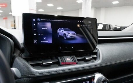 Toyota RAV4, 2024 год, 3 970 000 рублей, 7 фотография