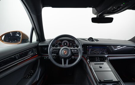 Porsche Panamera, 2024 год, 16 990 000 рублей, 13 фотография