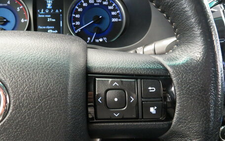 Toyota Hilux VIII, 2019 год, 3 250 000 рублей, 9 фотография