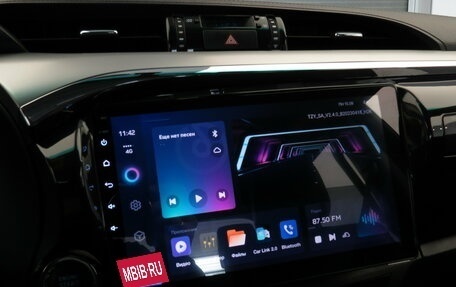 Toyota Hilux VIII, 2019 год, 3 250 000 рублей, 14 фотография