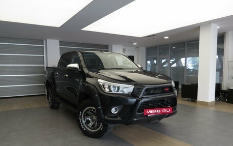 Toyota Hilux VIII, 2019 год, 3 250 000 рублей, 3 фотография