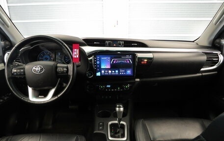 Toyota Hilux VIII, 2019 год, 3 250 000 рублей, 6 фотография