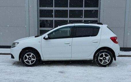 Renault Sandero II рестайлинг, 2016 год, 750 000 рублей, 2 фотография