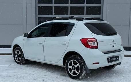 Renault Sandero II рестайлинг, 2016 год, 750 000 рублей, 3 фотография