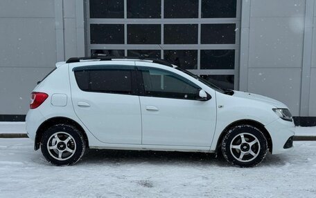 Renault Sandero II рестайлинг, 2016 год, 750 000 рублей, 6 фотография