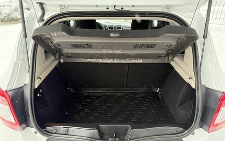 Renault Sandero II рестайлинг, 2016 год, 750 000 рублей, 19 фотография